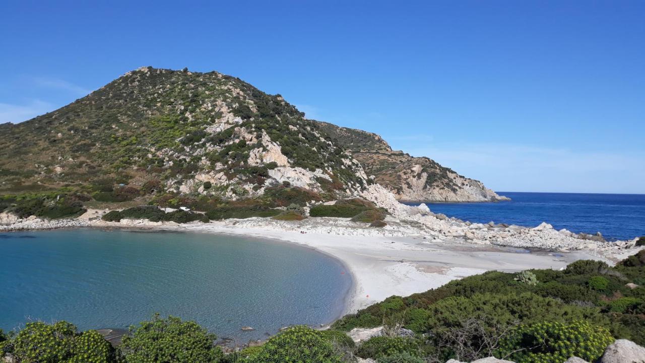 Villasimius Trivano Centro Eksteriør billede